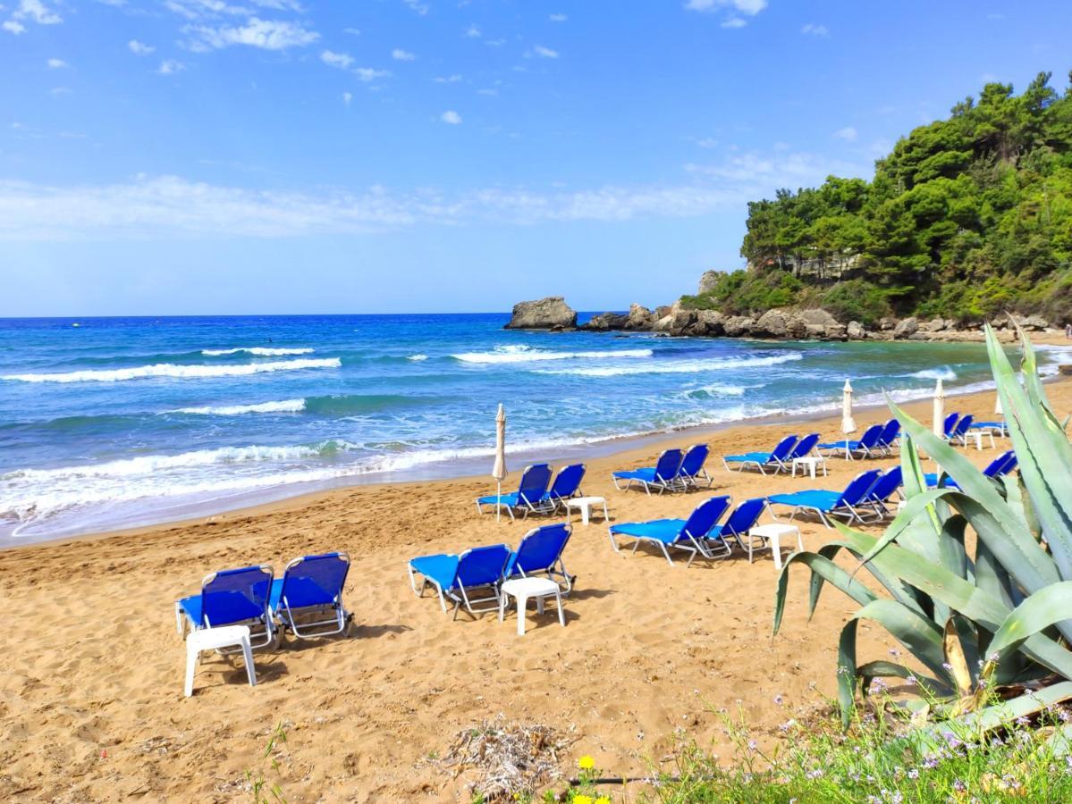 Waves Apartments Melody Glyfada Екстер'єр фото